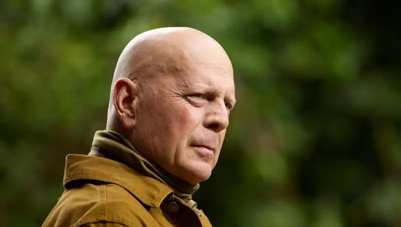Bruce Willis'in Afazi Hastalığı: Ne olduğu ve Belirtileri Neler?