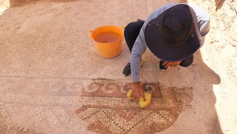 Mardin’de 1.500 Yıllık Mozaik Keşfi: Tarihin Derinliklerinden Gelen Hazine