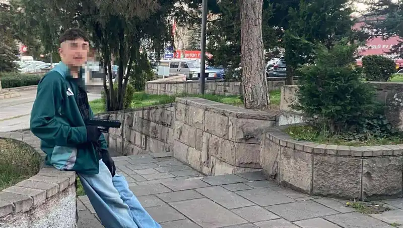 Yol Vermek İçin Yaşanan Kavga, Üç Kardeşin Hayatını Kararttı