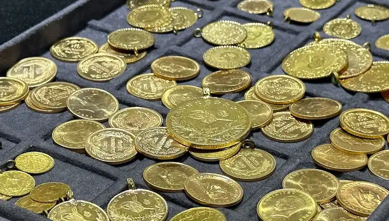 Hafta Sonu Altın Fiyatları: Yükseliyor mu, Düşüyor mu? Cevap Burada!