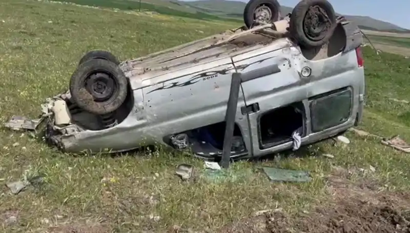 Konya'da Otomobil Takla Attı: İki Kişi Yaralandı, Kaza Anı İşte Böyle Görüntülendi!