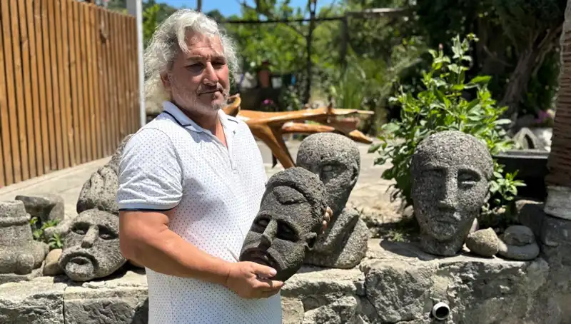 3 Günde Yapılan Bu Eserler, Tarihi Eşya Sanılıyor: Hiçbirini Satmayı Düşünmüyor