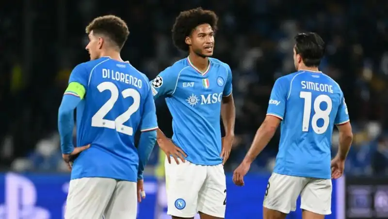 Türkiye'ye Geliş: Futbol Dünyasının En İyi İsimlerinden Sürpriz Transfer!