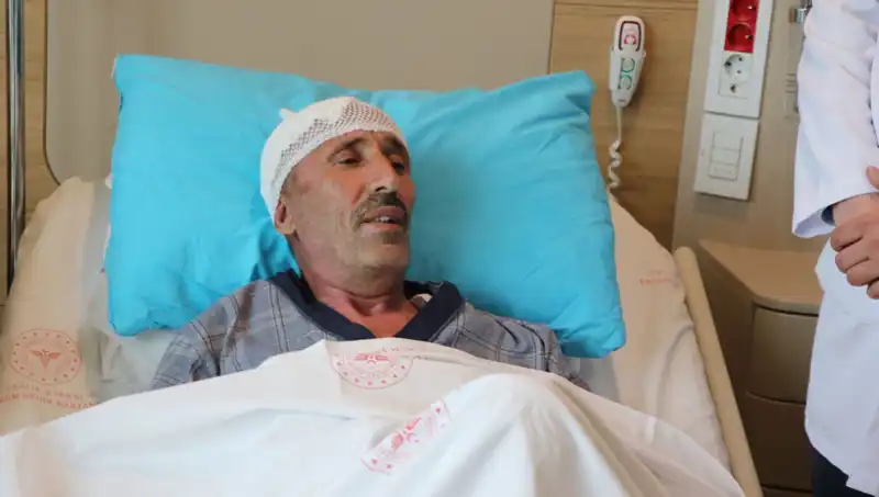 Baş Ağrısıyla Hastaneye Giden Genç, Beyin Kanaması Geçirdiğini Öğrendi
