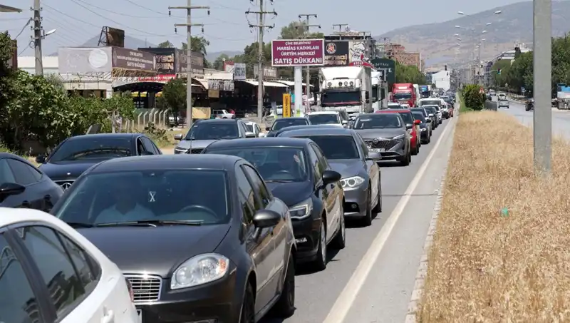 Aydın ve Muğla Arasında Oluşan 60 Kilometrelik Araç Kuyruğunun Sebepleri