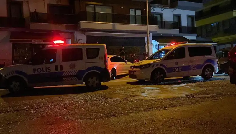 Kocaeli'de Gençler Arasında Bıçaklı Kavga: 2 Yaralı, Olayın Ardındaki Nedenler Neler?
