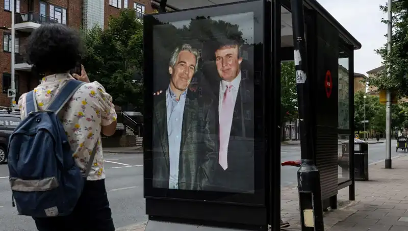 Trump'ın Epstein'e Gönderdiği Müstehcen Mektup: Şok Edici Detaylar Ortaya Çıktı