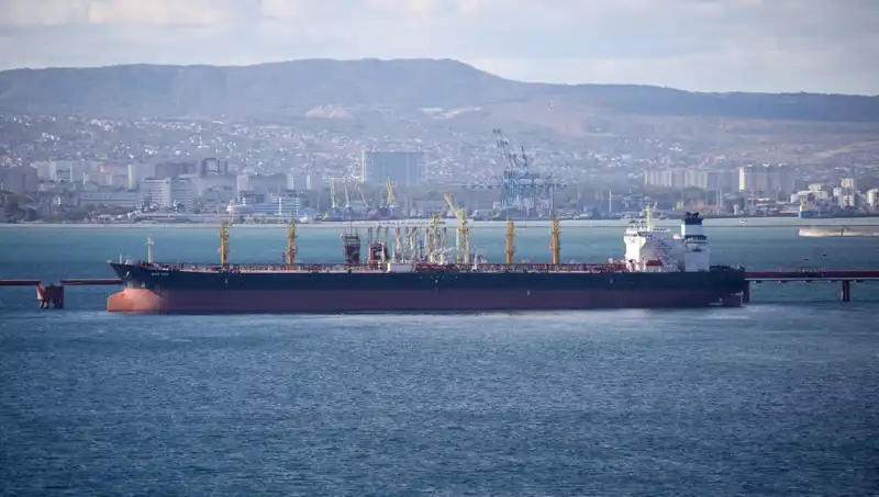 Türkiye'nin Karadeniz Plajları: Çevresel Felakete Rağmen Akın Akın Gelen Tatilciler