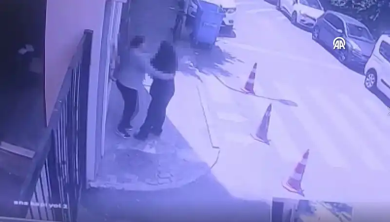 İstanbul Lisesinde Tuvalette Şok Olay: Korku Dolu Anlar