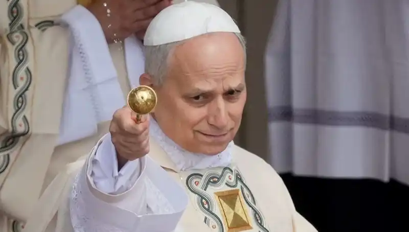 Hollywood Yıldızlarının Akrabası Yeni Papa Kim? İnanılmaz Bağlantılar Ortaya Çıktı!
