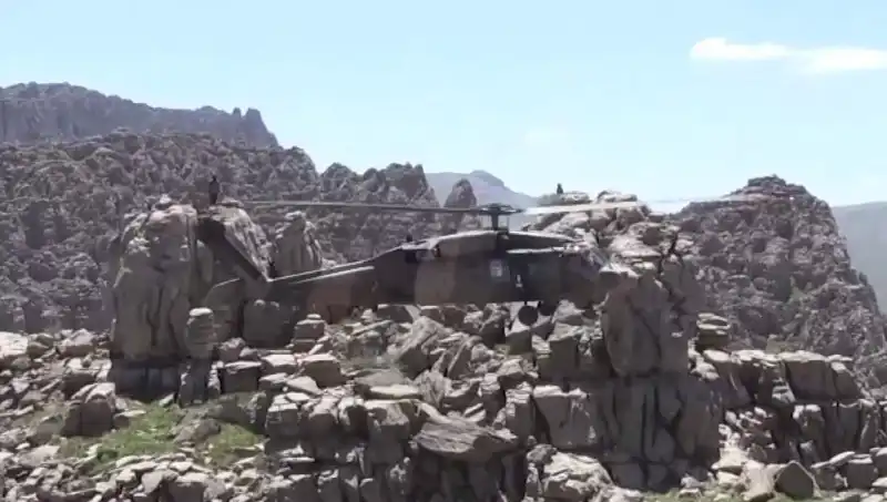 PKK'nın Silah Bırakma Süreci: Gelecek için Umut Işığı mı?