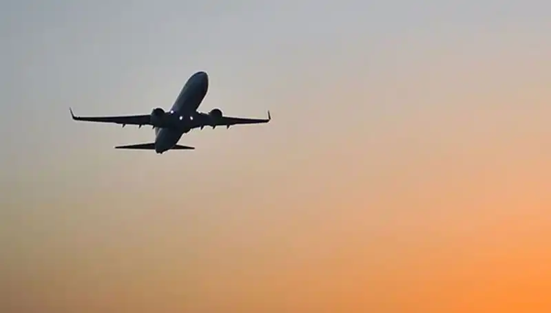 İstanbul Havalimanı'na Dönüş: THY ve Pegasus Uçakları Neden Yeniden Aktif?