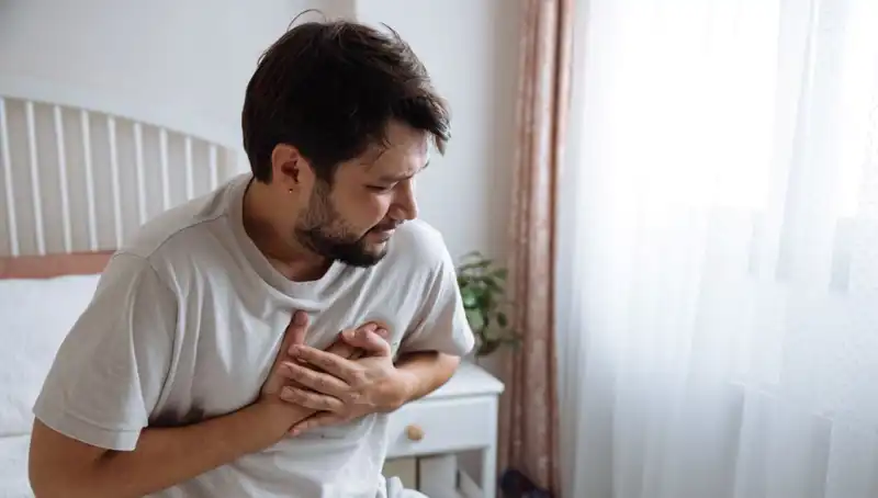 Sabahları Karşınıza Çıkabilecek Kalp Hastalığı Belirtileri
