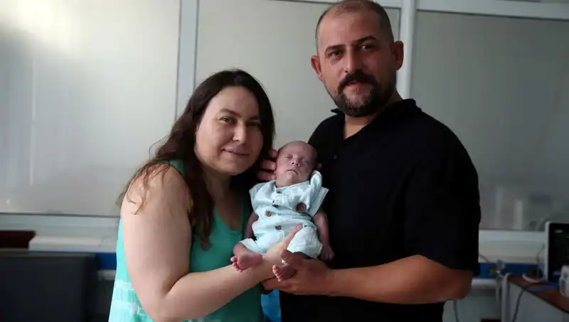 800 Gramla Hayata Merhaba Diyen Bebeğin Destanı: Yoğun Bakımda Geçen 4 Ay