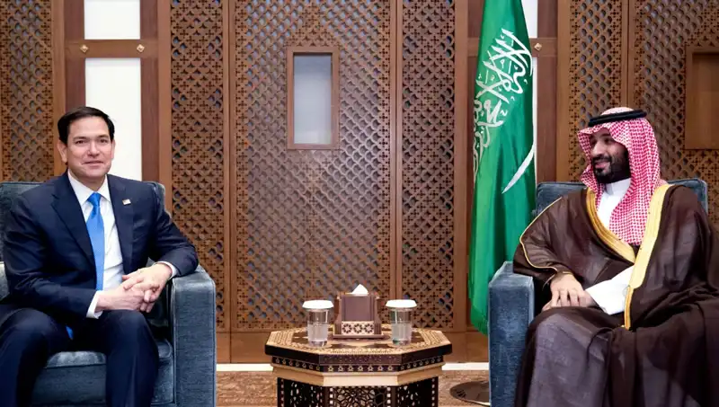 ABD'nin Riyad'a Yüzde Yüz Milyar Dolarlık Silah Paketi: F-35'ler Neden Masada?