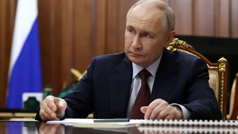 Putin'in Dijital Gulag Planı: Rusya'daki Her Cihazda İzleme Sistemi