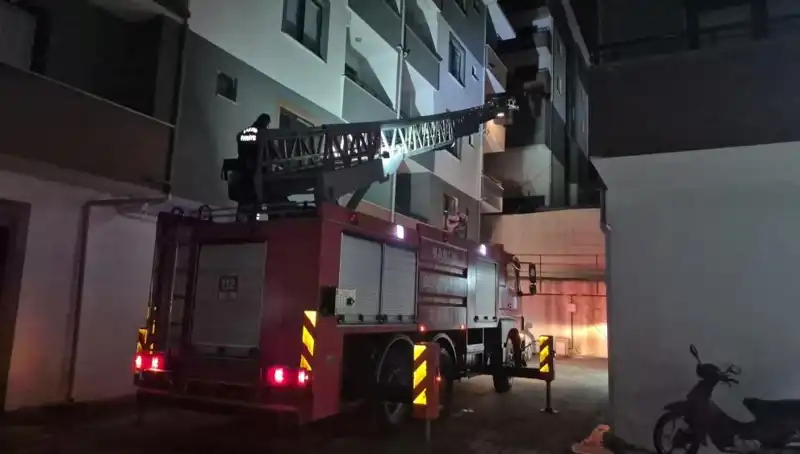 Uyuyakalan Çocuk Mahalleyi Ayaklandırdı: Ebeveynler Ne Yapacağını Şaşırdı!