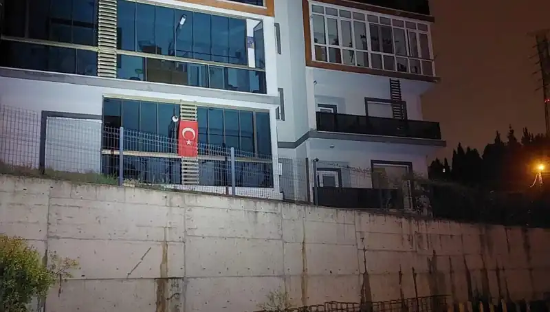 Sakarya'da Tehlikeli Yapı: 4 Katlı Apartman Neden Tahliye Edildi?