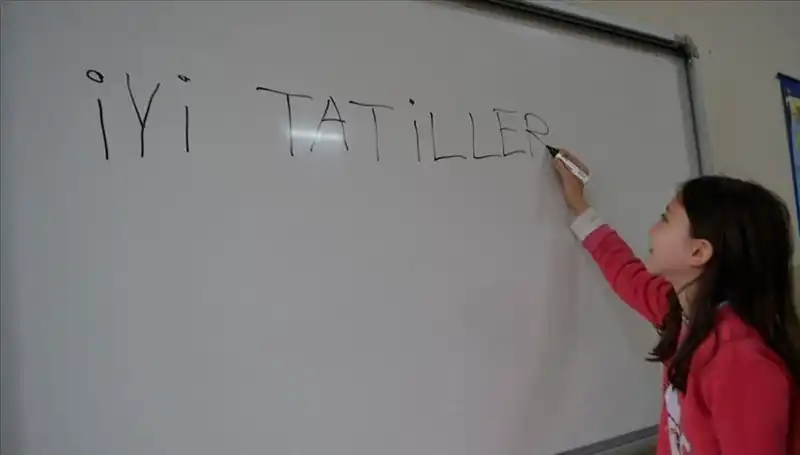 20 Milyon Öğrenci için Yaz Tatili Heyecanı: Son Ders Zili Hızla Çalıyor!