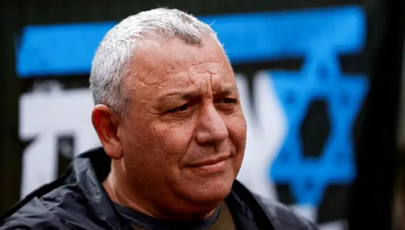 İsrail'de Siyasi Deprem: Gadi Eisenkot'un İstifası Ülkeyi Sarstı
