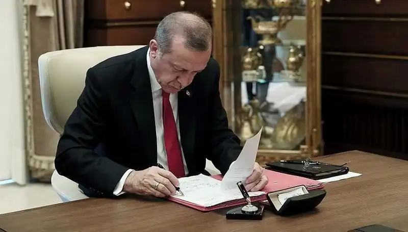 Cumhurbaşkanı, Yüzleri Gülümseten 9 Hükümlüyü Affetti