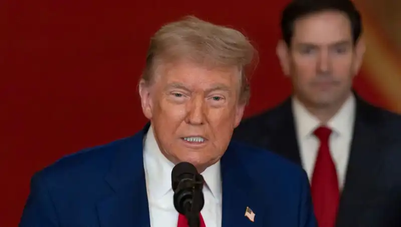 Trump, İran'ın Nükleer Programına 30 Milyar Dolar Ayırmasını Sert Eleştirdi