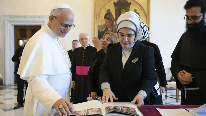 Emine Erdoğan ve Papa Leo: Gazze Üzerine Düşünceler ve Ortak Çağrılar
