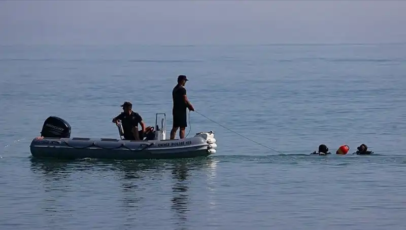 Kuşadası’nda Deniz Faciası: Genç Adam Serinlemek İçin Girdiği Suda Boğuldu