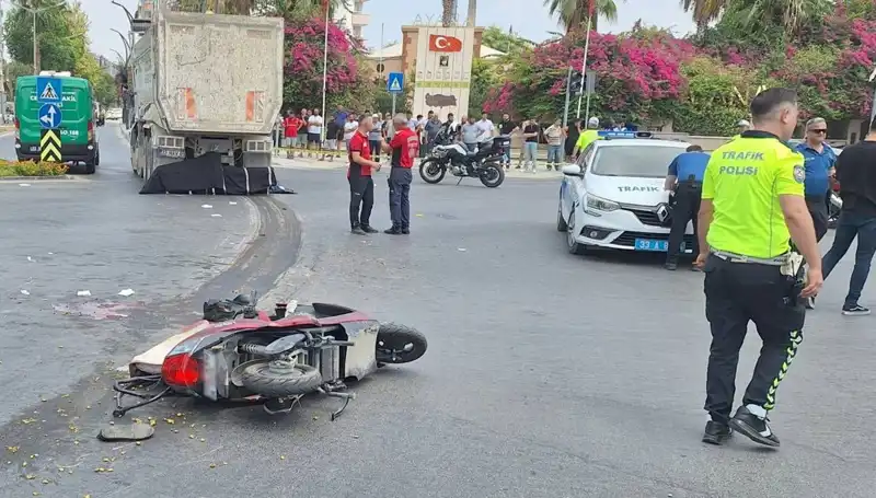 Mersin'de Korkunç Kaza: Hayatını Kaybeden Bir Kişi, Bir Yaralı