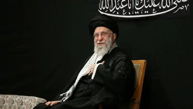 Hamaney, İsrail ile Savaşın Ardından İlk Defa Kamuda Göründü