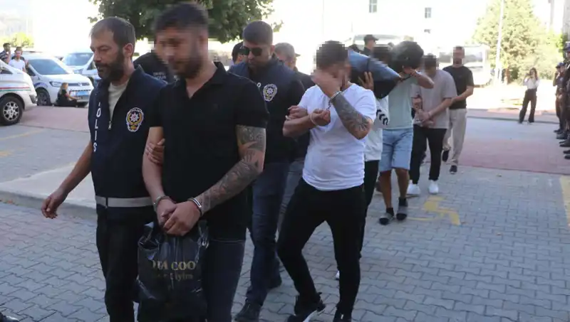 Sahte Eskort İlanları ile 12 Milyon Liralık Dolandırıcılık Skandalı Ortaya Çıktı