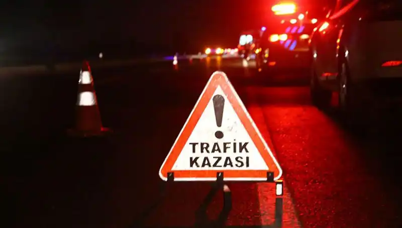 Şanlıurfa'da Zincirleme Kaza: 7 Kişi Yaralandı, Olay Yeri Kaos İçinde!
