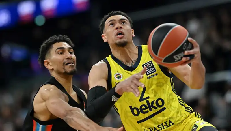 Fenerbahçe-Beşiktaş Derbisinin Programı Açıklandı: Tarih ve Saat Merakla Bekleniyor!